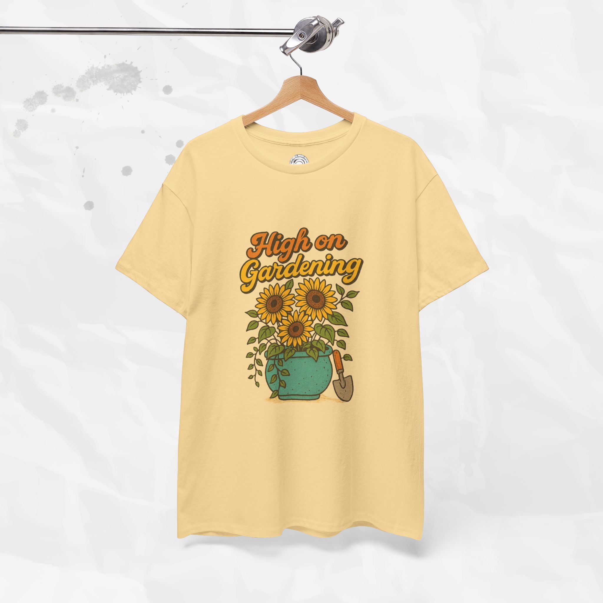 High on Gardening - T-Shirt