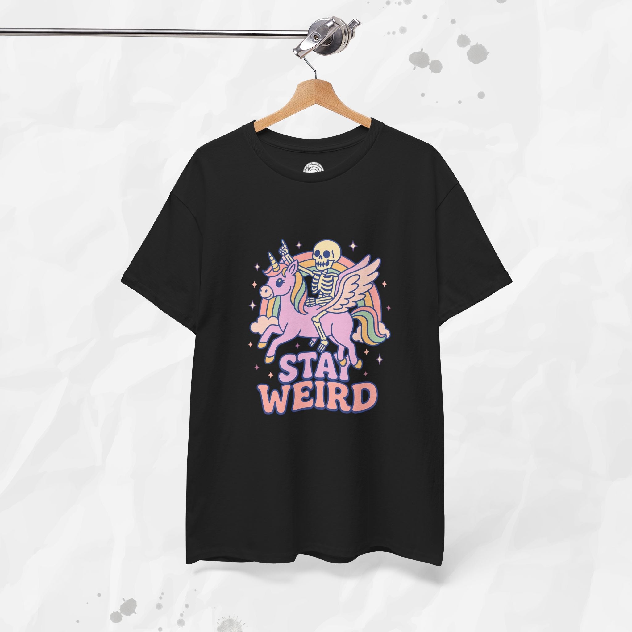 Stay Weird – T-Shirt