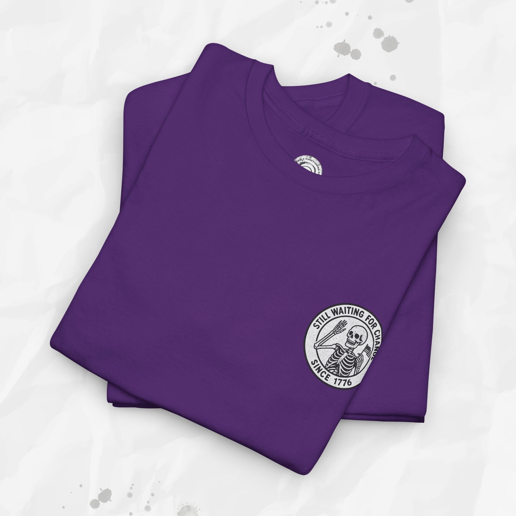 Still Waiting for Change - T-Shirt