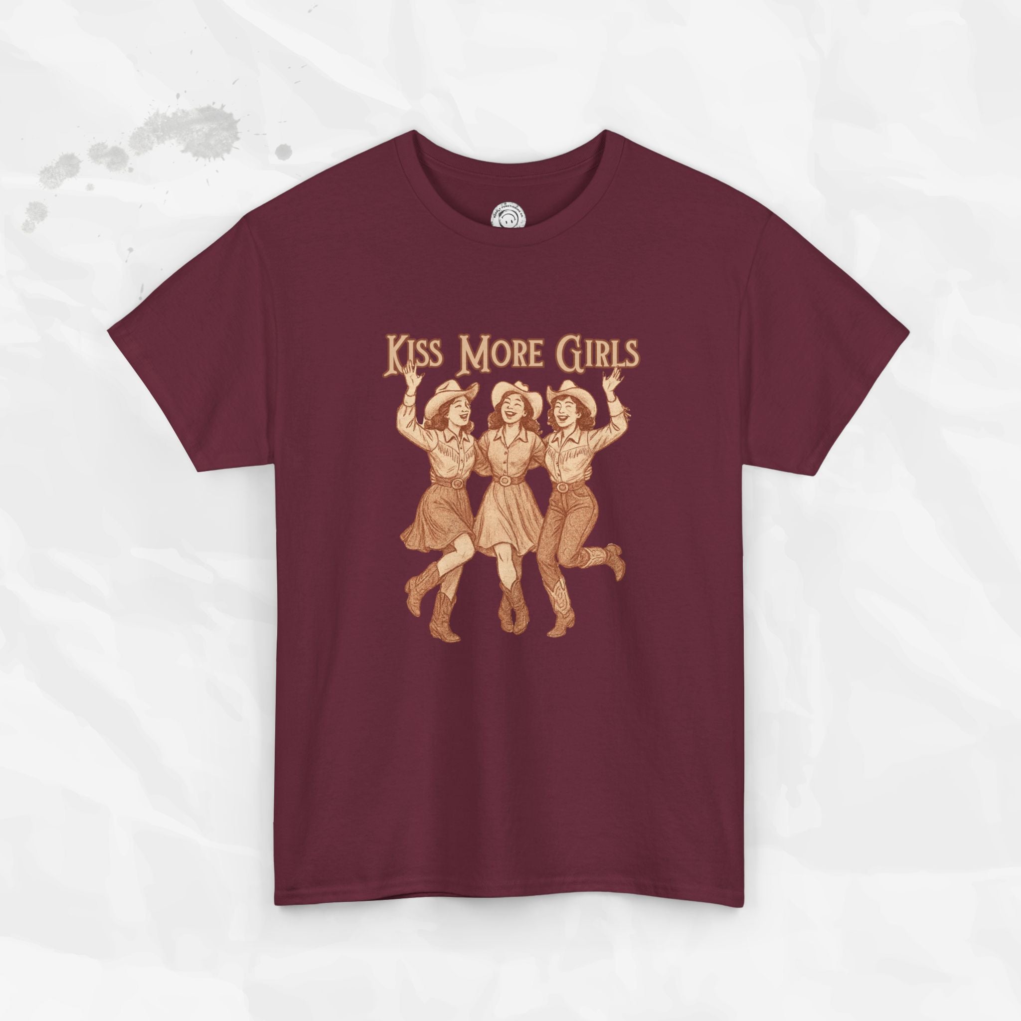 Kiss More Girls – T-Shirt