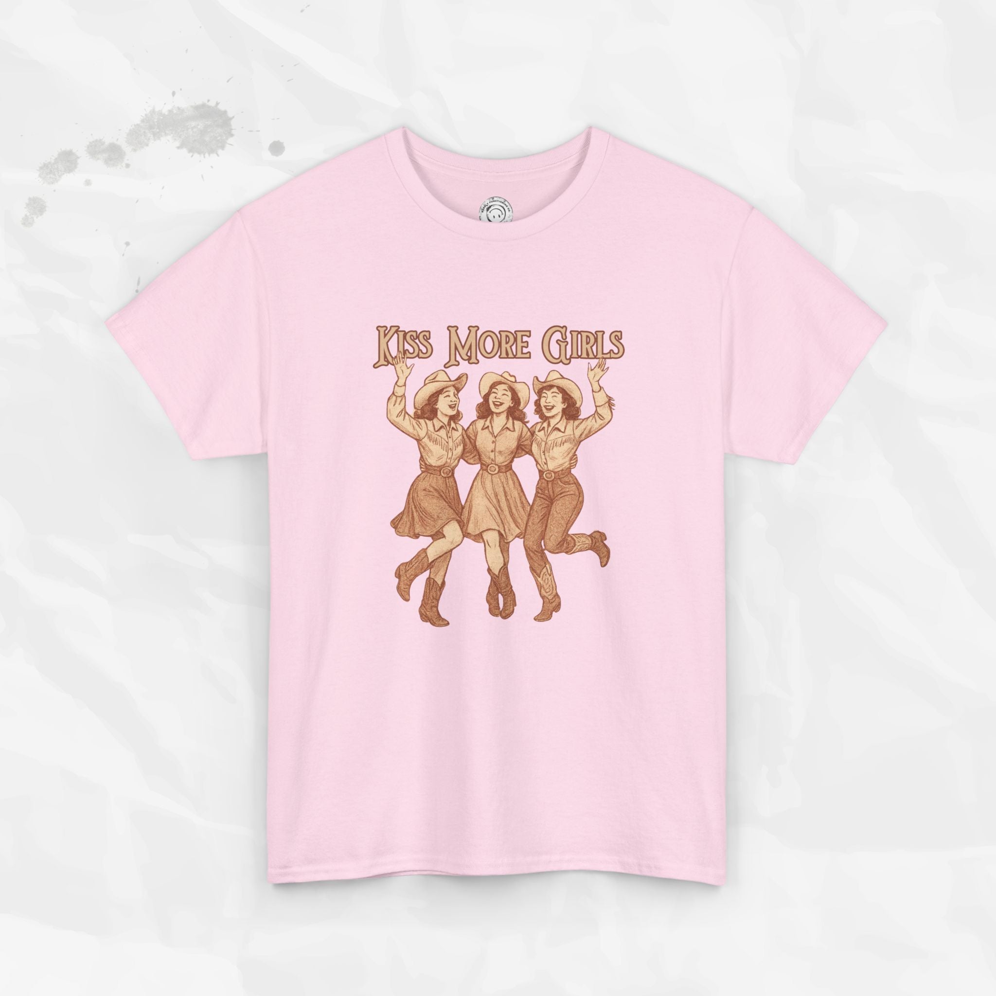 Kiss More Girls – T-Shirt