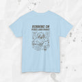 Camiseta "Corriendo con Vibraciones y Pánico"