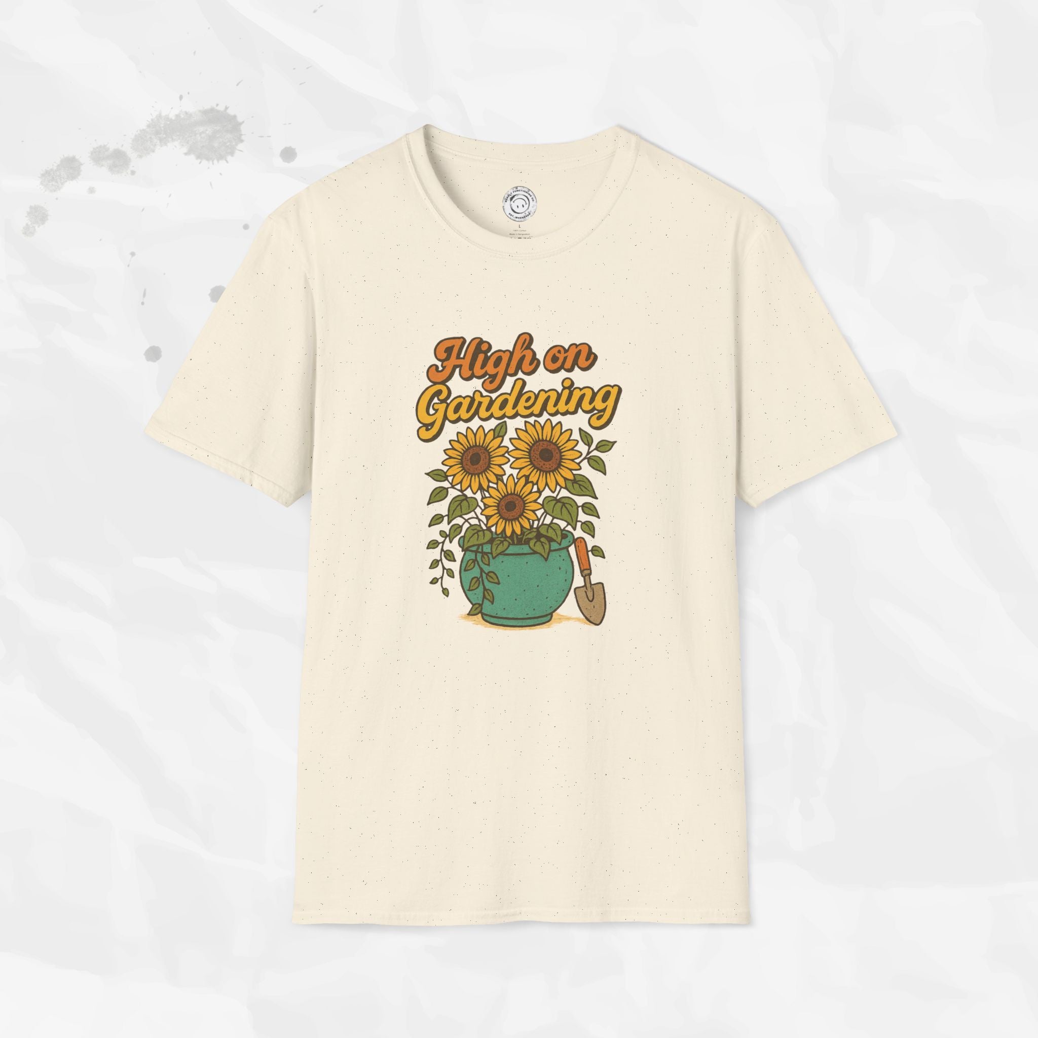 High on Gardening - T-Shirt