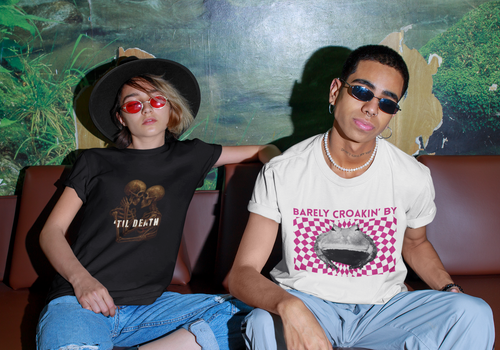 Camiseta Barely Croakin' By